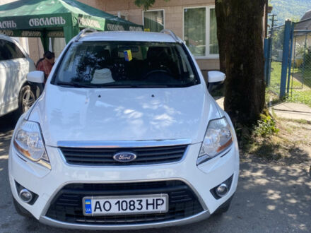 Білий Форд Куга, об'ємом двигуна 2 л та пробігом 204 тис. км за 11300 $, фото 1 на Automoto.ua