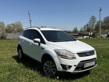 Белый Форд Куга, объемом двигателя 2 л и пробегом 250 тыс. км за 8000 $, фото 1 на Automoto.ua