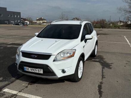 Белый Форд Куга, объемом двигателя 2 л и пробегом 101 тыс. км за 11500 $, фото 1 на Automoto.ua