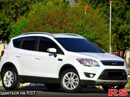 Білий Форд Куга, об'ємом двигуна 2 л та пробігом 133 тис. км за 11200 $, фото 1 на Automoto.ua