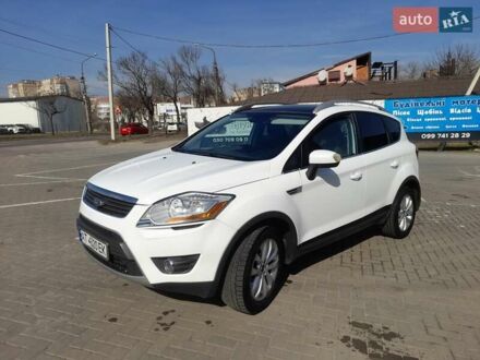 Форд Куга 2012 в Ивано-Франковске на Automoto.ua Белый Форд Куга, объемом двигателя 2 л и пробегом 164 тыс. км за 12600 $, фото 1 на Automoto.ua
