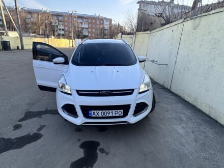 Белый Форд Куга, объемом двигателя 1.6 л и пробегом 240 тыс. км за 12000 $, фото 1 на Automoto.ua