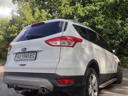 Форд Куга 2013 у Харкові на Automoto.ua Білий Форд Куга, об'ємом двигуна 2 л та пробігом 94 тис. км за 15800 $, фото 1 на Automoto.ua