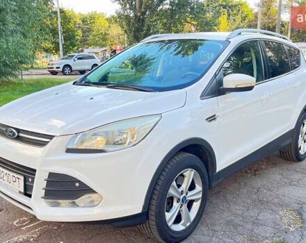 Белый Форд Куга, объемом двигателя 2 л и пробегом 245 тыс. км за 11400 $, фото 1 на Automoto.ua
