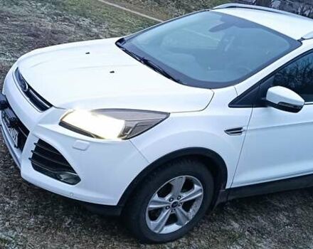Білий Форд Куга, об'ємом двигуна 2 л та пробігом 265 тис. км за 12300 $, фото 1 на Automoto.ua