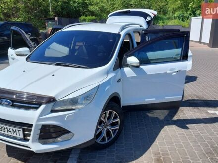 Білий Форд Куга, об'ємом двигуна 2 л та пробігом 260 тис. км за 11500 $, фото 1 на Automoto.ua