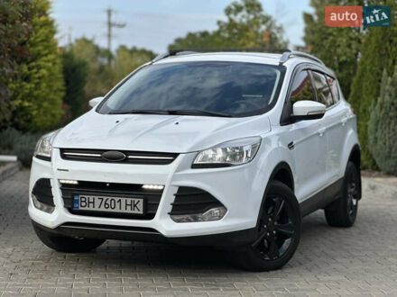Форд Куга 2013 в Одессе на Automoto.ua Белый Форд Куга, объемом двигателя 2 л и пробегом 125 тыс. км за 13700 $, фото 1 на Automoto.ua