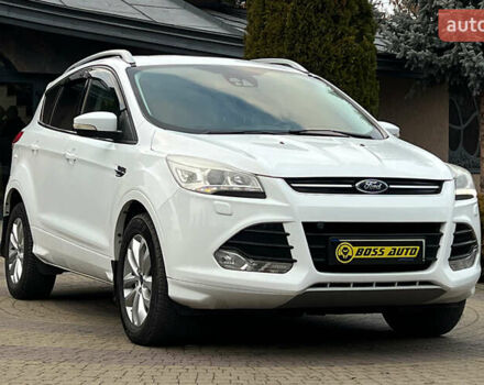Белый Форд Куга, объемом двигателя 2 л и пробегом 201 тыс. км за 13999 $, фото 1 на Automoto.ua