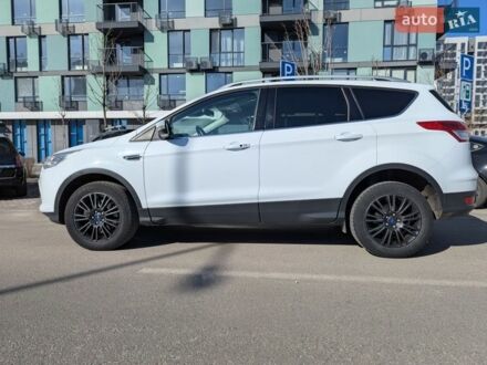 Белый Форд Куга, объемом двигателя 2 л и пробегом 192 тыс. км за 13600 $, фото 1 на Automoto.ua