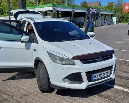 Белый Форд Куга, объемом двигателя 2 л и пробегом 257 тыс. км за 13500 $, фото 1 на Automoto.ua