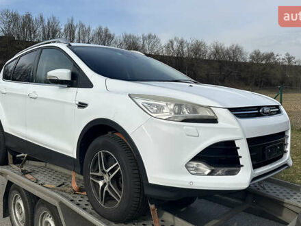 Форд Куга 2013 в Черновцах на Automoto.ua Белый Форд Куга, объемом двигателя 1.6 л и пробегом 194 тыс. км за 13300 $, фото 1 на Automoto.ua