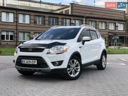 Білий Форд Куга, об'ємом двигуна 2 л та пробігом 200 тис. км за 12500 $, фото 1 на Automoto.ua