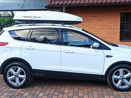 Форд Куга 2013 в Буче на Automoto.ua Белый Форд Куга, объемом двигателя 2 л и пробегом 234 тыс. км за 12000 $, фото 1 на Automoto.ua