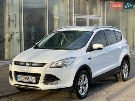 Форд Куга 2013 в Днепре (Днепропетровске) на Automoto.ua Белый Форд Куга, объемом двигателя 2 л и пробегом 129 тыс. км за 12800 $, фото 1 на Automoto.ua