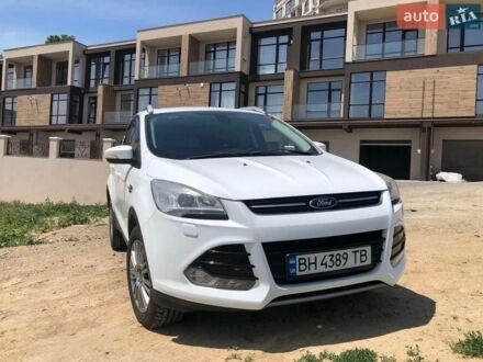 Белый Форд Куга, объемом двигателя 2 л и пробегом 128 тыс. км за 13076 $, фото 1 на Automoto.ua