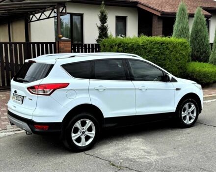 Білий Форд Куга, об'ємом двигуна 2 л та пробігом 74 тис. км за 13500 $, фото 1 на Automoto.ua