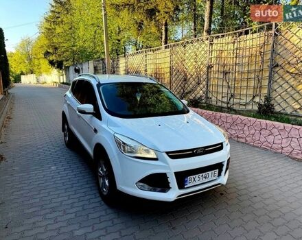 Белый Форд Куга, объемом двигателя 2 л и пробегом 120 тыс. км за 12500 $, фото 1 на Automoto.ua
