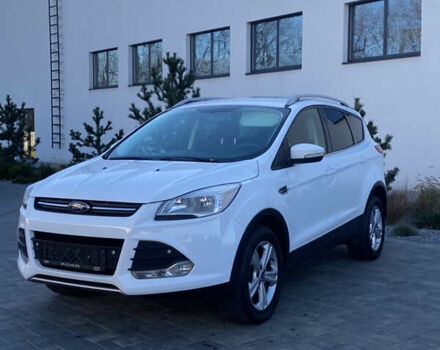 Белый Форд Куга, объемом двигателя 2 л и пробегом 248 тыс. км за 11850 $, фото 1 на Automoto.ua