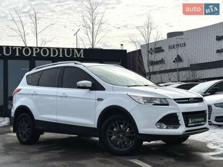Білий Форд Куга, об'ємом двигуна 1.6 л та пробігом 179 тис. км за 10999 $, фото 1 на Automoto.ua