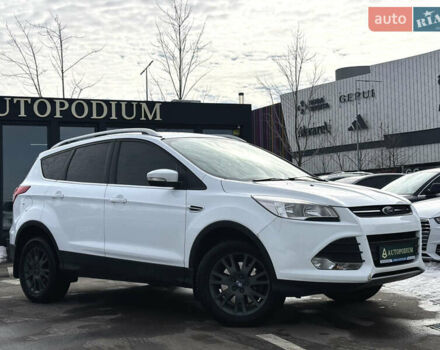 Белый Форд Куга, объемом двигателя 1.6 л и пробегом 179 тыс. км за 10999 $, фото 1 на Automoto.ua