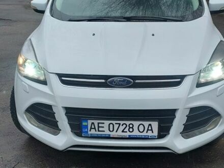 Білий Форд Куга, об'ємом двигуна 2 л та пробігом 177 тис. км за 12500 $, фото 1 на Automoto.ua