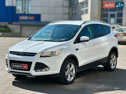 Белый Форд Куга, объемом двигателя 2 л и пробегом 221 тыс. км за 10990 $, фото 1 на Automoto.ua