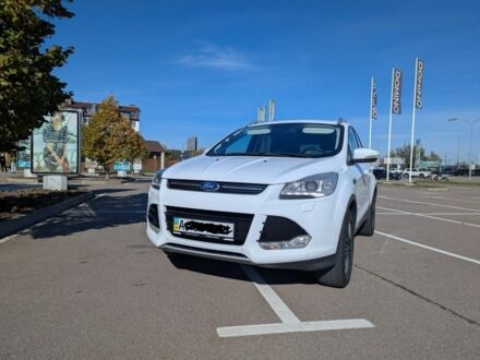 Білий Форд Куга, об'ємом двигуна 2 л та пробігом 202 тис. км за 12940 $, фото 1 на Automoto.ua