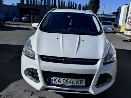 Форд Куга 2013 в Киеве на Automoto.ua Белый Форд Куга, объемом двигателя 2 л и пробегом 110 тыс. км за 15000 $, фото 1 на Automoto.ua