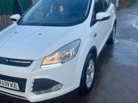 Белый Форд Куга, объемом двигателя 2 л и пробегом 247 тыс. км за 13000 $, фото 1 на Automoto.ua