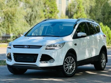 Білий Форд Куга, об'ємом двигуна 2 л та пробігом 97 тис. км за 12950 $, фото 1 на Automoto.ua
