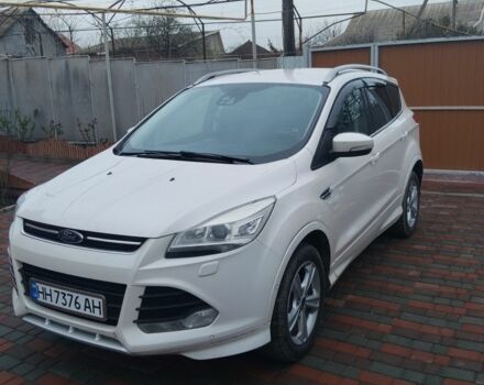 Белый Форд Куга, объемом двигателя 2 л и пробегом 193 тыс. км за 12100 $, фото 1 на Automoto.ua