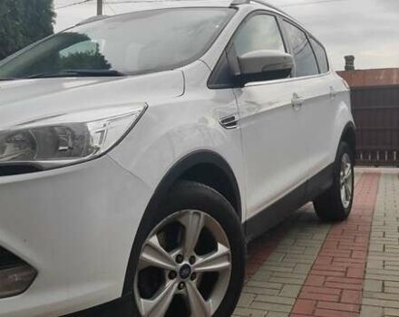 Белый Форд Куга, объемом двигателя 2 л и пробегом 220 тыс. км за 10500 $, фото 1 на Automoto.ua