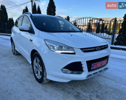 Білий Форд Куга, об'ємом двигуна 2 л та пробігом 258 тис. км за 15350 $, фото 1 на Automoto.ua