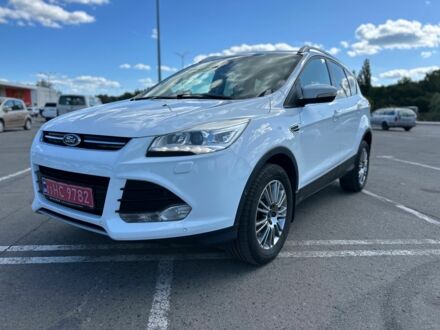 Белый Форд Куга, объемом двигателя 2 л и пробегом 199 тыс. км за 13500 $, фото 1 на Automoto.ua