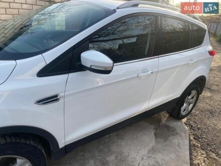 Белый Форд Куга, объемом двигателя 2 л и пробегом 180 тыс. км за 12500 $, фото 1 на Automoto.ua