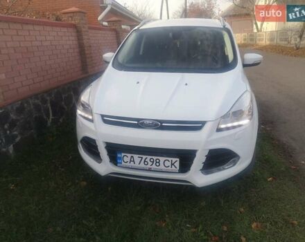 Белый Форд Куга, объемом двигателя 2 л и пробегом 142 тыс. км за 13000 $, фото 1 на Automoto.ua