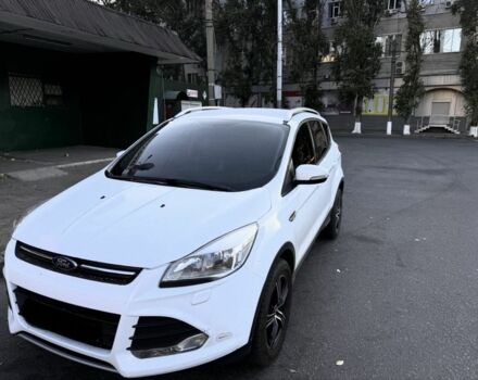 Белый Форд Куга, объемом двигателя 1.6 л и пробегом 235 тыс. км за 13000 $, фото 1 на Automoto.ua