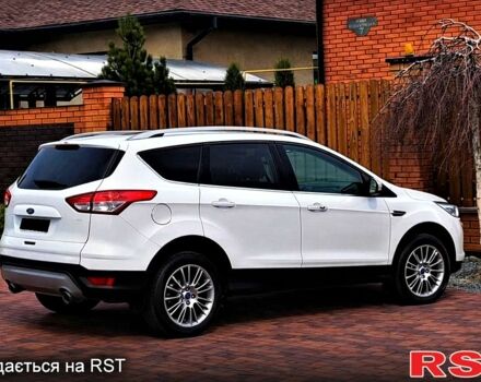 Белый Форд Куга, объемом двигателя 2 л и пробегом 130 тыс. км за 13500 $, фото 1 на Automoto.ua