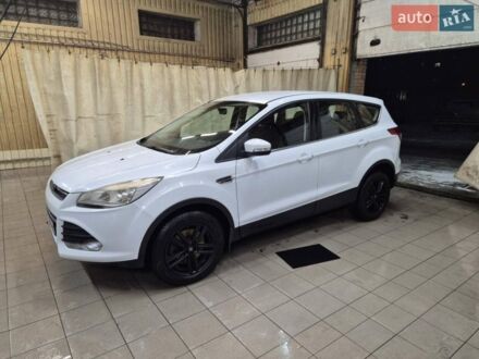 Белый Форд Куга, объемом двигателя 2 л и пробегом 134 тыс. км за 13200 $, фото 1 на Automoto.ua