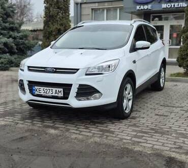 Білий Форд Куга, об'ємом двигуна 2 л та пробігом 125 тис. км за 16000 $, фото 1 на Automoto.ua