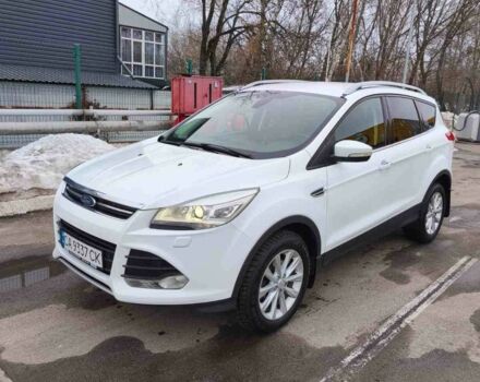 Белый Форд Куга, объемом двигателя 2 л и пробегом 300 тыс. км за 12500 $, фото 1 на Automoto.ua
