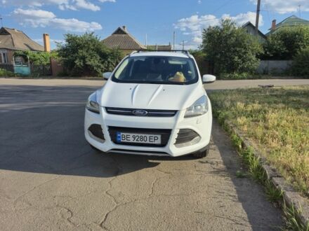 Форд Куга 2015 в Казанке на Automoto.ua Белый Форд Куга, объемом двигателя 2 л и пробегом 202 тыс. км за 14000 $, фото 1 на Automoto.ua