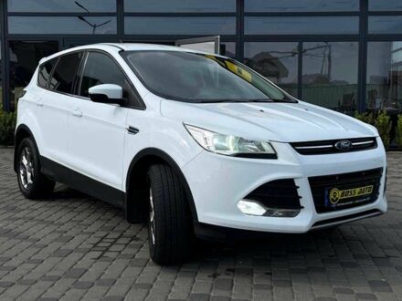 Форд Куга 2015 в Мукачеве на Automoto.ua Белый Форд Куга, объемом двигателя 2 л и пробегом 170 тыс. км за 13800 $, фото 1 на Automoto.ua
