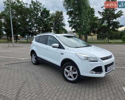 Белый Форд Куга, объемом двигателя 2 л и пробегом 209 тыс. км за 14900 $, фото 1 на Automoto.ua