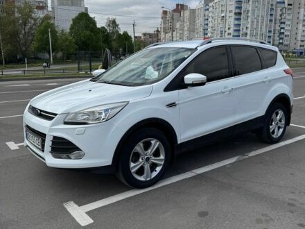 Белый Форд Куга, объемом двигателя 2 л и пробегом 186 тыс. км за 13000 $, фото 1 на Automoto.ua