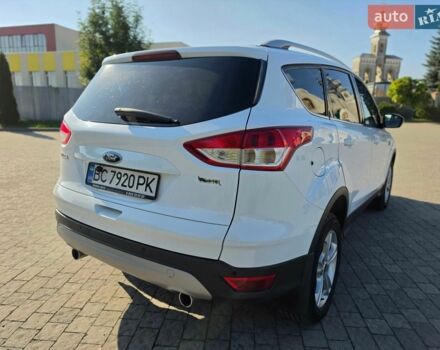 Белый Форд Куга, объемом двигателя 2 л и пробегом 182 тыс. км за 9500 $, фото 1 на Automoto.ua