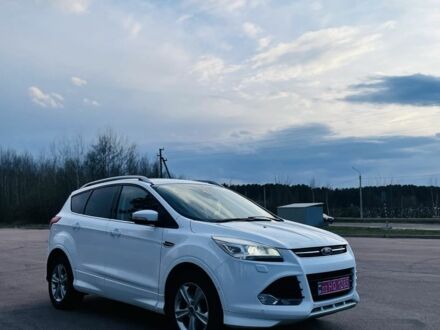 Белый Форд Куга, объемом двигателя 2 л и пробегом 262 тыс. км за 15500 $, фото 1 на Automoto.ua