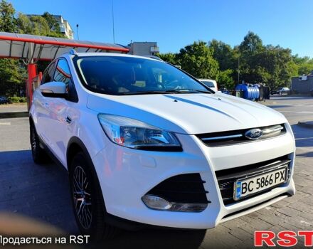 Белый Форд Куга, объемом двигателя 2 л и пробегом 116 тыс. км за 14600 $, фото 1 на Automoto.ua