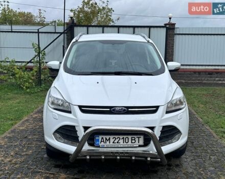 Белый Форд Куга, объемом двигателя 2 л и пробегом 53 тыс. км за 14900 $, фото 1 на Automoto.ua