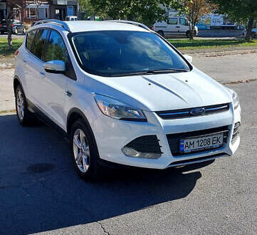 Форд Куга 2015 у Житомирі на Automoto.ua Білий Форд Куга, об'ємом двигуна 2 л та пробігом 192 тис. км за 14400 $, фото 1 на Automoto.ua